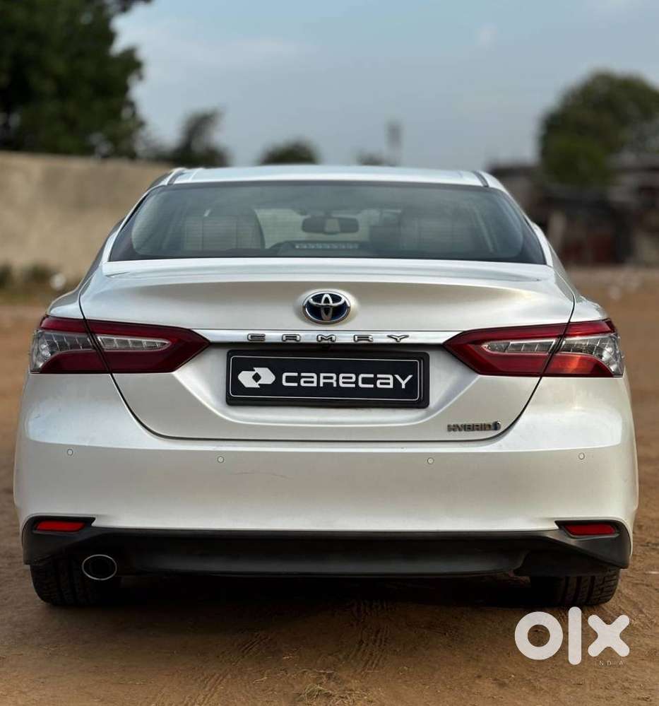 Toyota Camry Hybrid, 2019, Petrol