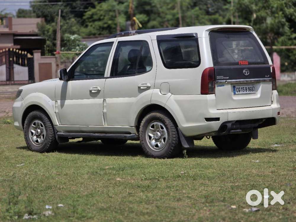 Tata Safari Storme Lx, 2013