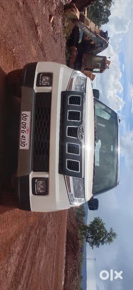 Mahindra Tuv