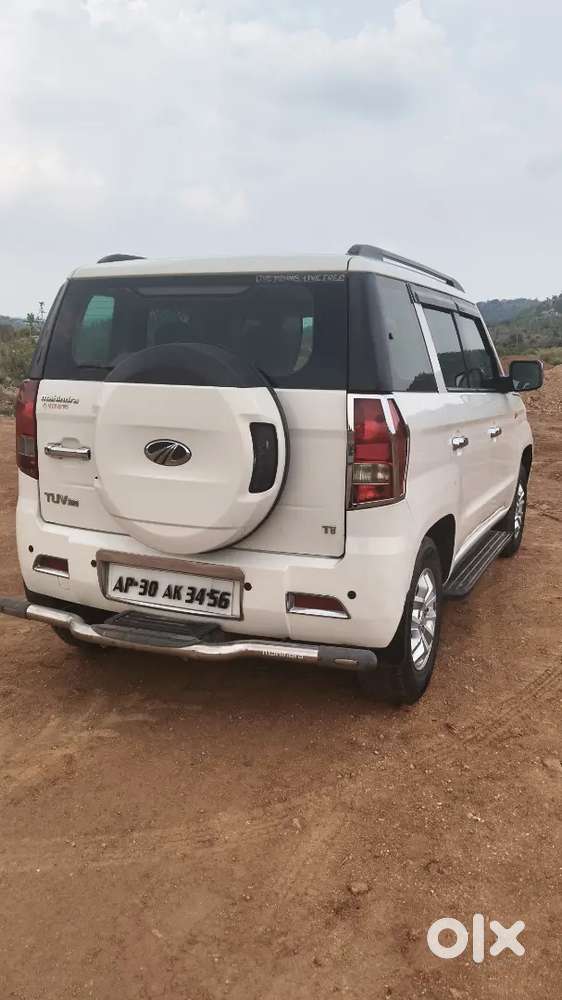 Mahindra Tuv 300 2017