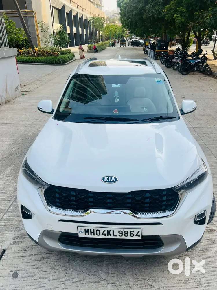 Kia Sonet Htx 2021 Dec Car 
Owner 1 
27000km Imt With Recently Service