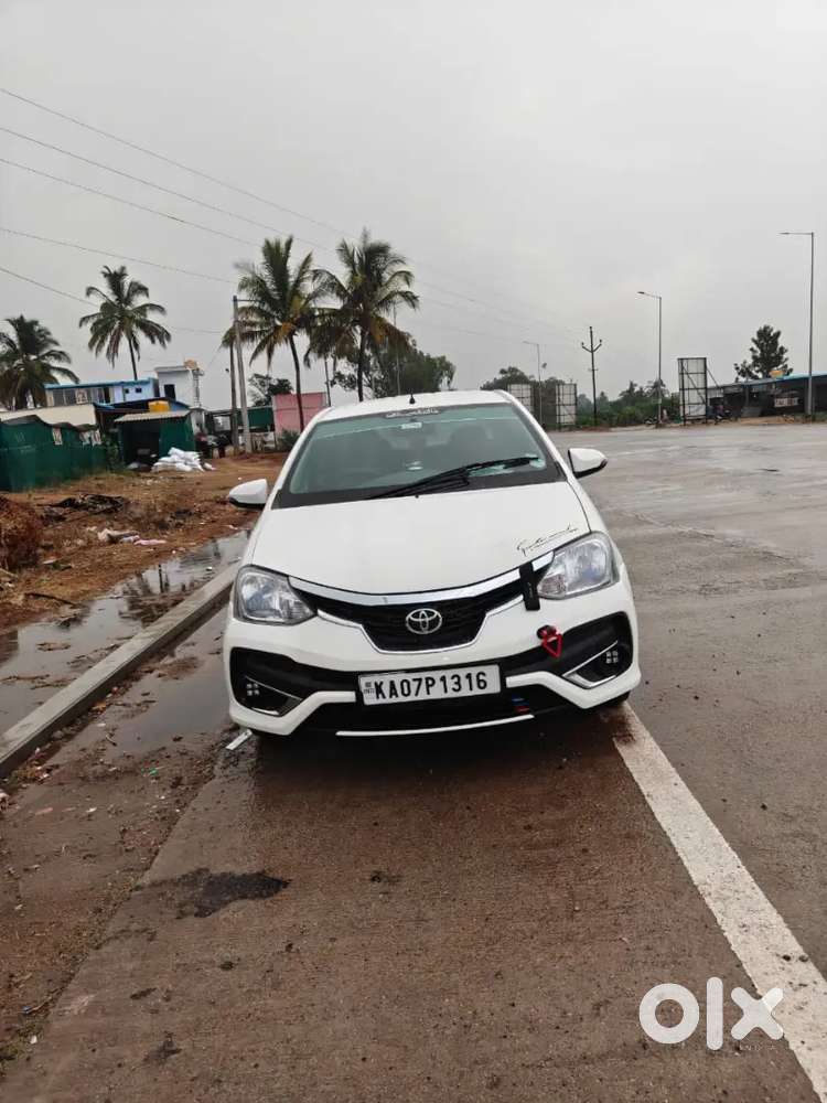 Toyota Etios 2013 Diesel 130000 Km Driven