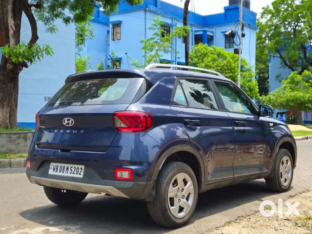 Hyundai Venue S 1.2 Petrol, 2022, Petrol