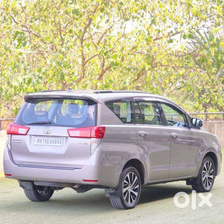 Toyota Innova Crysta [2020-ongoing] 2.7 Zx At 7 Str, 2022, Petrol