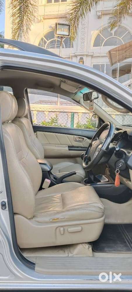 Toyota Fortuner 2011-2016 4x2 Manual, 2014, Diesel
