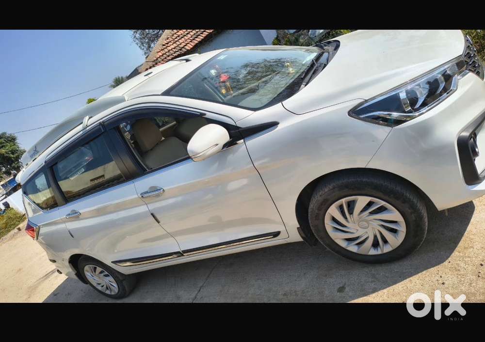 Maruti Ertiga Vxi 2024