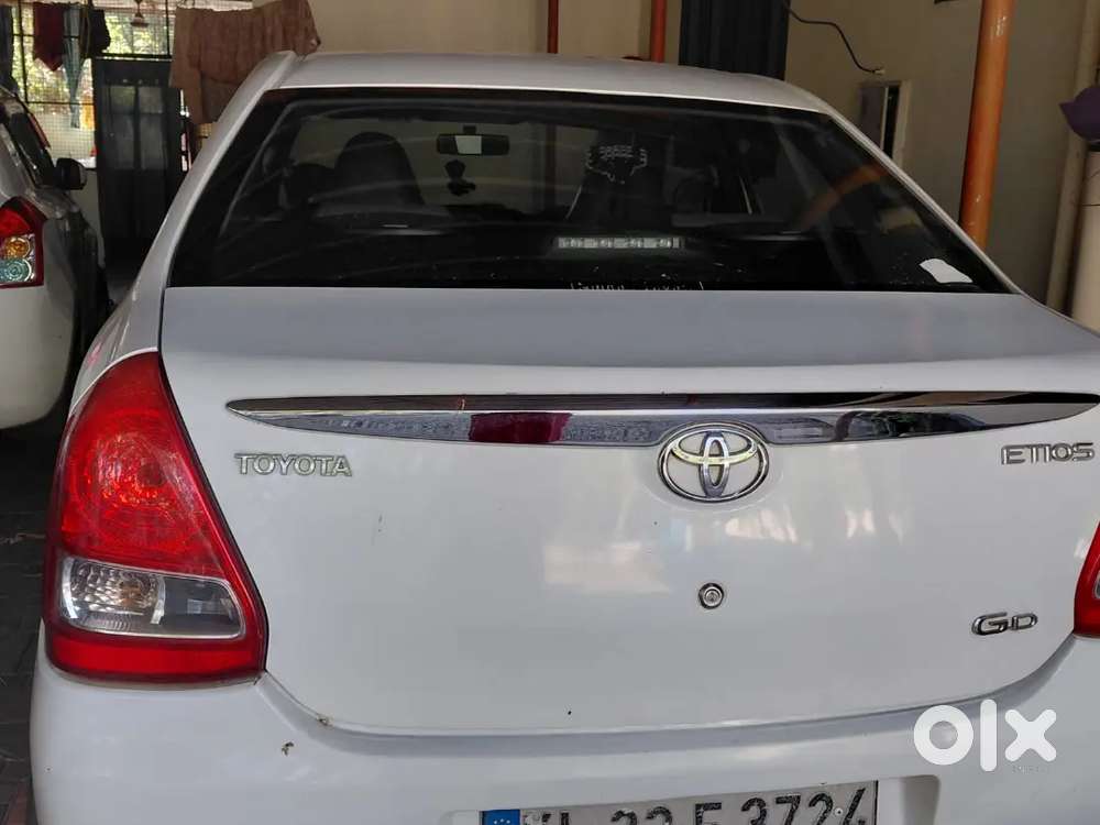 Toyota Etios 2011gd Diesel 2nd Owner 112000 Km Good Condition