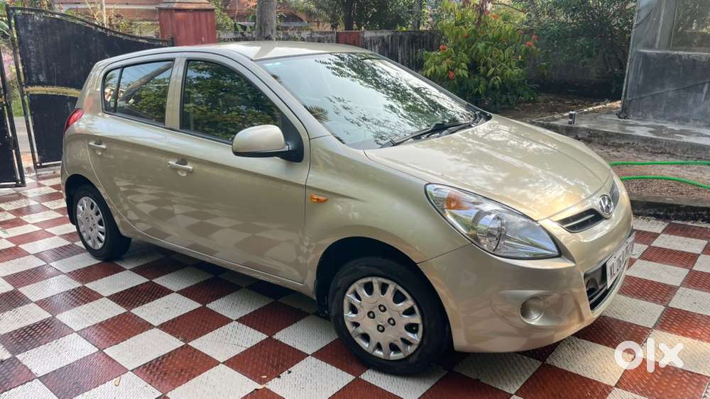 Hyundai I20 Petrol 150000 Km Driven