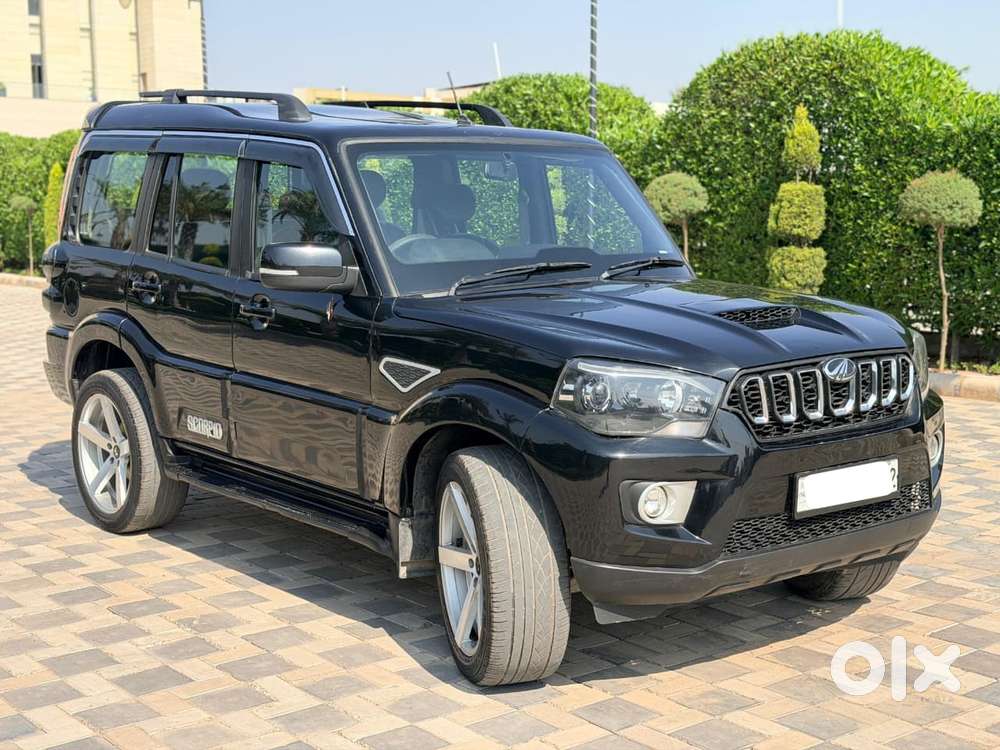 Mahindra Scorpio Classic 2.2 S 11 Mt 7 Str, 2021, Diesel