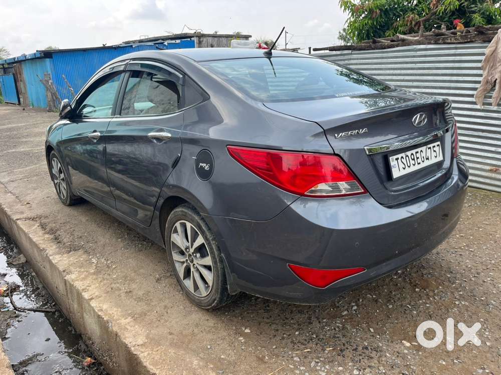 Hyundai Fluidic Verna 2015
