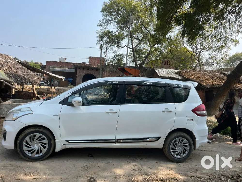 Maruti Suzuki Ertiga 2018 Diesel 125000 Km Driven