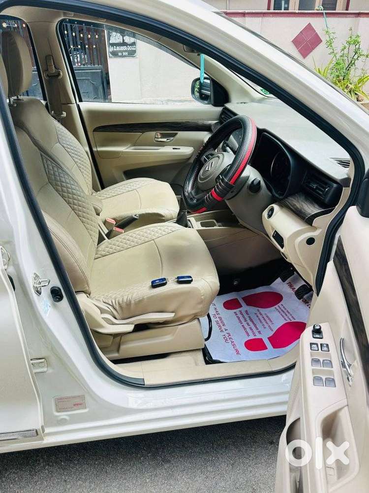 Maruti Suzuki Ertiga Zxi At Petrol, 2019, Petrol