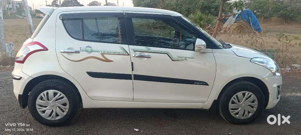 Maruti Suzuki Swift 2017 Diesel 128000 Km Driven Well Maintained.