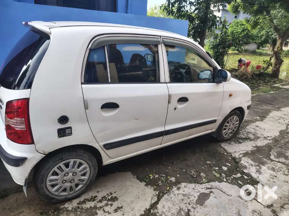 Hyundai Santro Xing 2011 Petrol Well Maintained Untouched Car Arm Rest