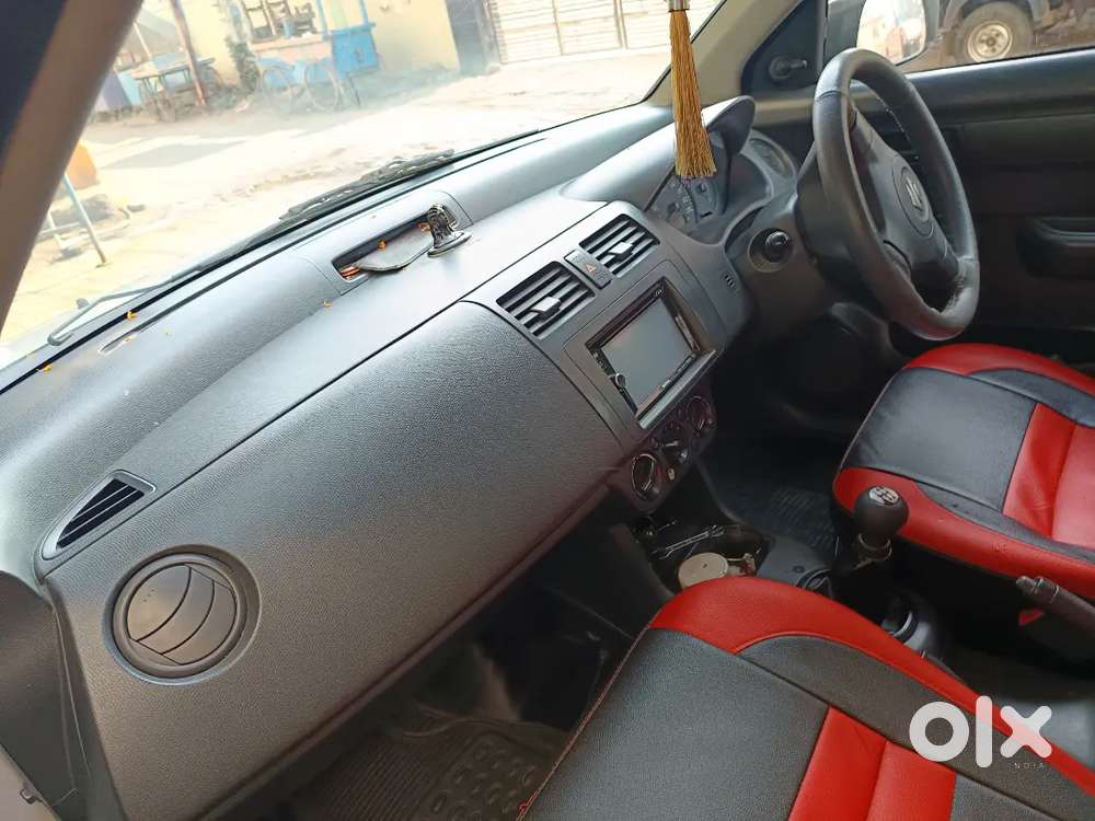 Maruti Suzuki Dzire 1.2 Lxi 2015 Model