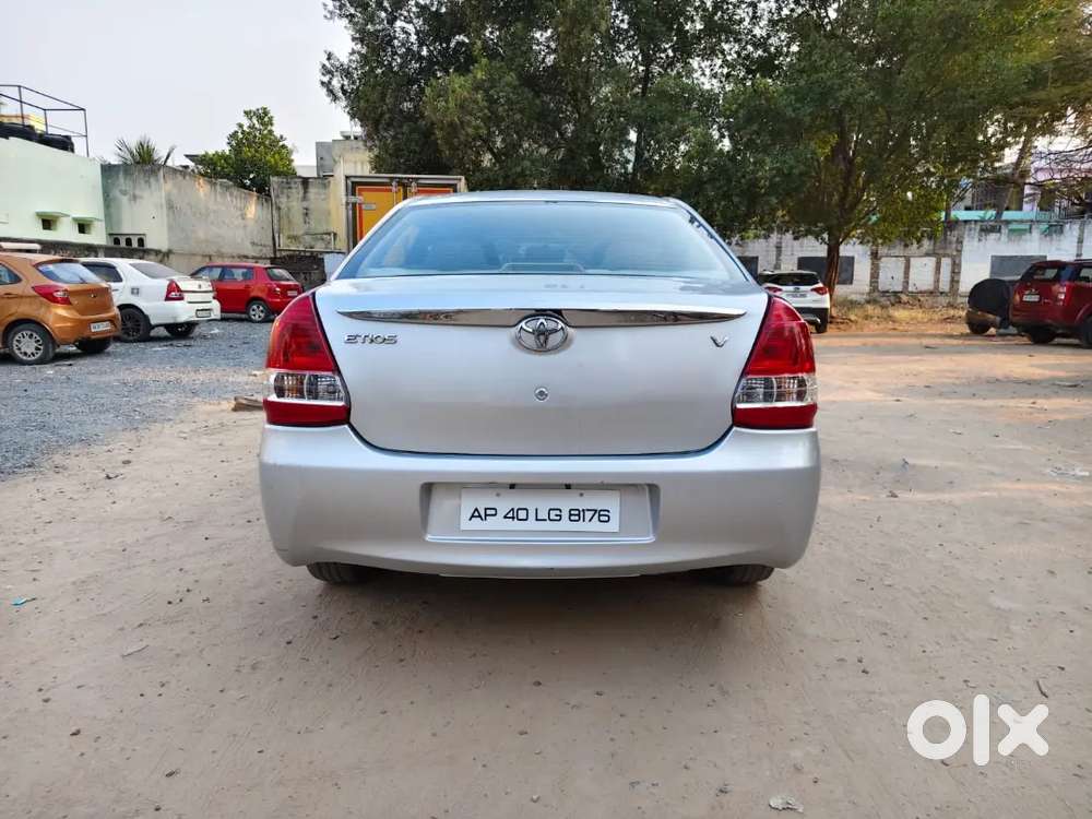 2013 Model 
Petrol & Cng
67000 Original Reading 
No Complaints