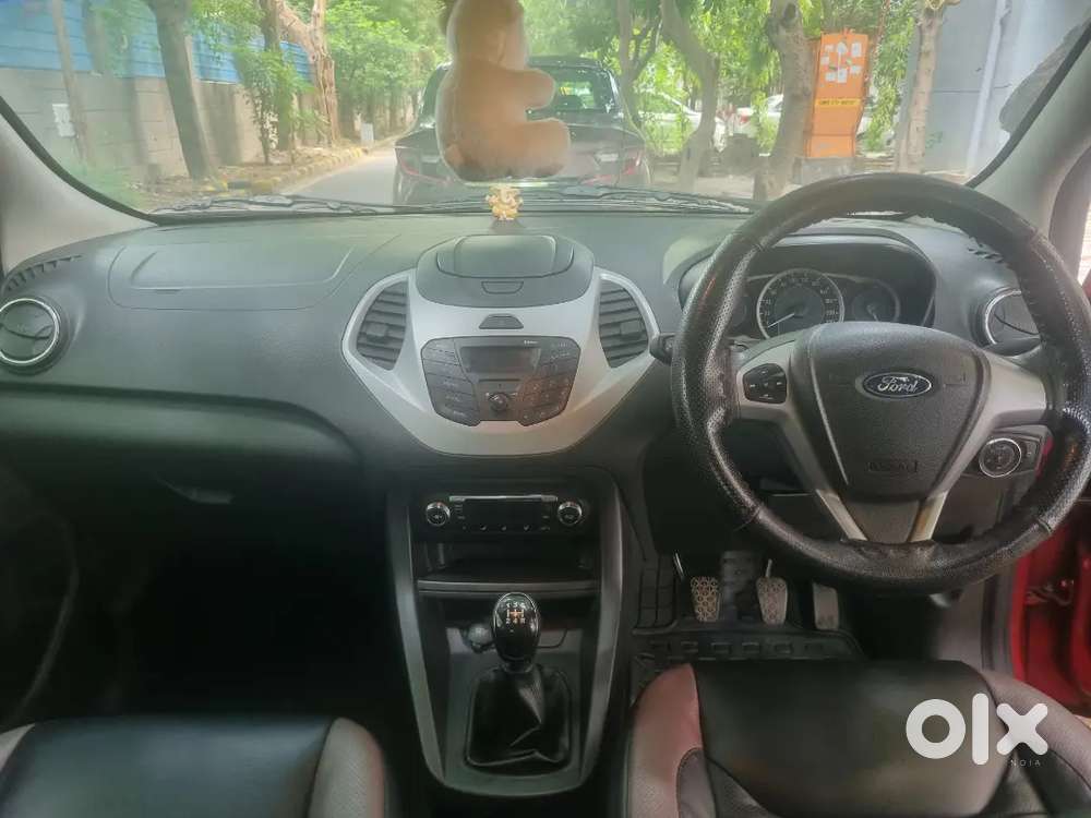 Ford Figo 1.2p Titanium 2017