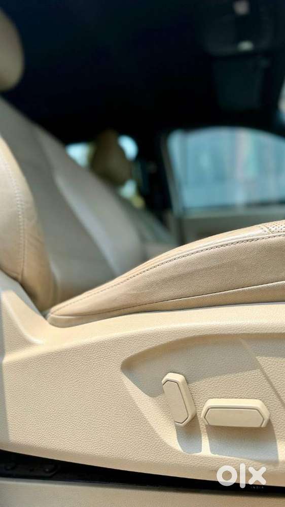 Ford Endeavour 2.2 Titanium 4x2 At, 2017, Diesel