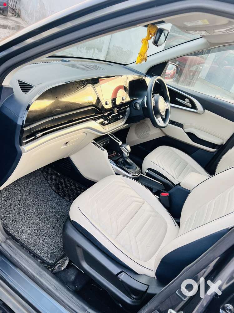 Kia Carens 1.5 Luxury Plus Diesel At 7 Str, 2022, Diesel