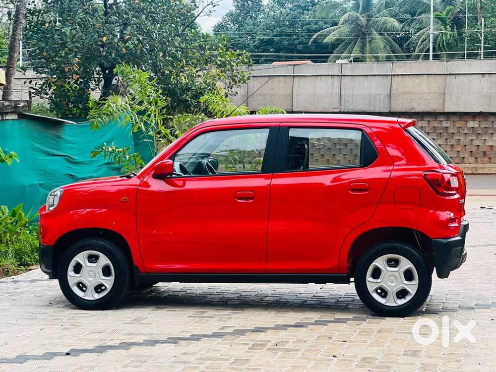 Maruti Suzuki S-presso Vxi Plus, 2022, Petrol