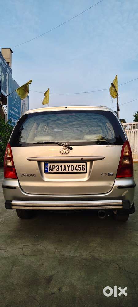 Toyota Innova 2.5 E 7 Str, 2008, Diesel