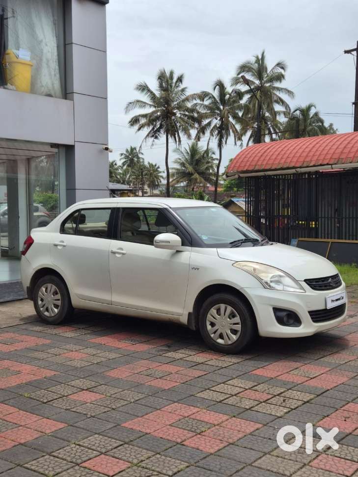 Maruti Suzuki Swift Dzire 1.2 Vxi Bsiv, 2014, Petrol