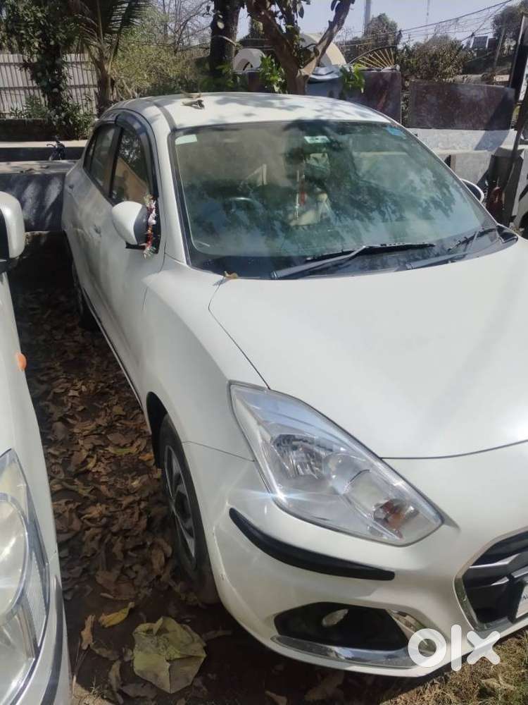 Maruti Suzuki Dzire 1.2 Vxi, 2022, Petrol
