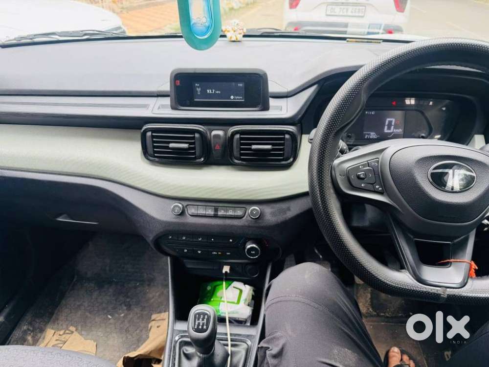 Maruti Suzuki Baleno Delta Cng, 2024, Cng & Hybrids