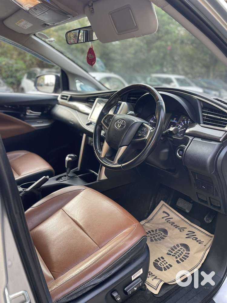 Toyota Innova Crysta 2.8 Zx At 7 Seater, 2018, Diesel