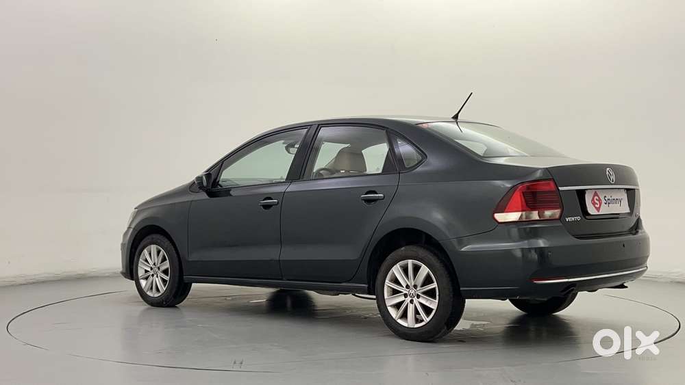 Volkswagen Vento 1.2 Tsi Highline At, 2016, Petrol