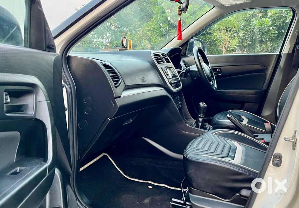 Maruti Suzuki Brezza 1.5 Vxi Smart Hybrid, 2020, Petrol
