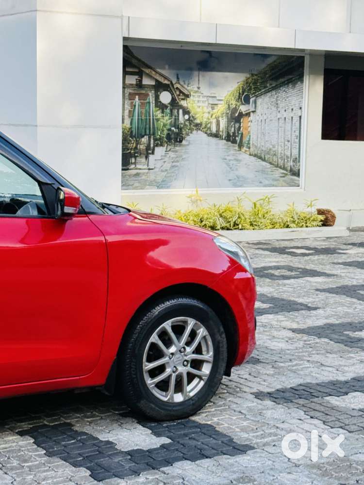 Maruti Suzuki Swift Vvt Zxi, 2018, Petrol