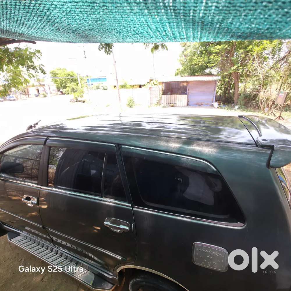 Toyota Innova 2013 Diesel 205000 Km Driven