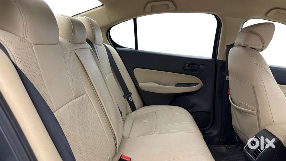 Honda City 1.5 V 5th Gen I-vtec Mt, 2022, Petrol