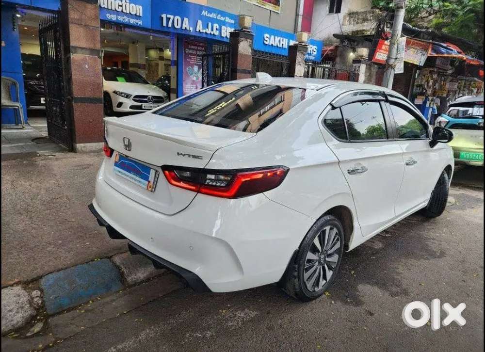 Honda City Zx 2023 Petrol
