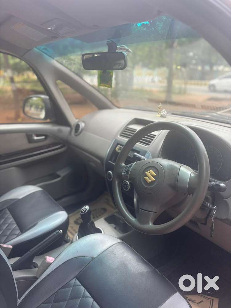 Maruti Suzuki Sx4 Zxi (opt), 2010, Petrol