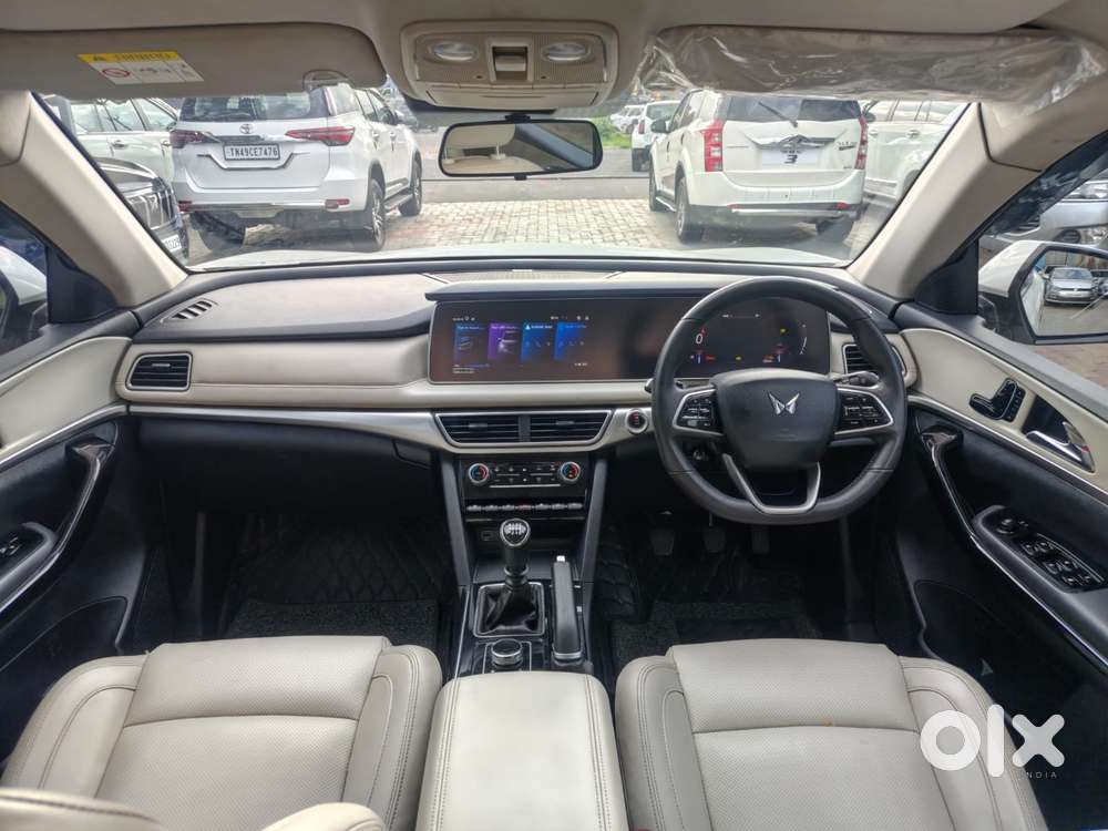 Mahindra Xuv700 2.2 Ax 7 Diesel Mt Str, 2022, Diesel