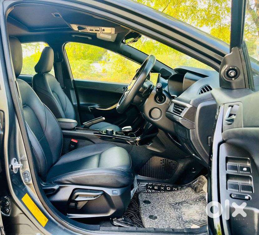 Tata Nexon Fearless Plus S 1.5 Revotorq Diesel 6 Amt Dt, 2023, Diese..