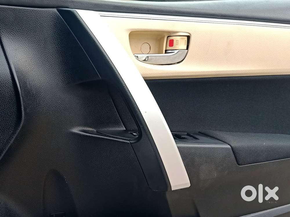 Toyota Corolla Altis 1.8 G, 2017, Petrol