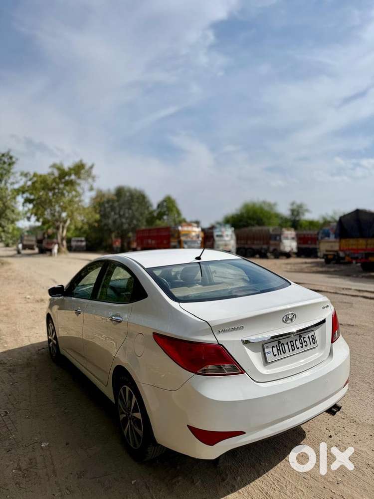 Hyundai Fluidic Verna 1.6 Crdi Sx, 2016, Petrol