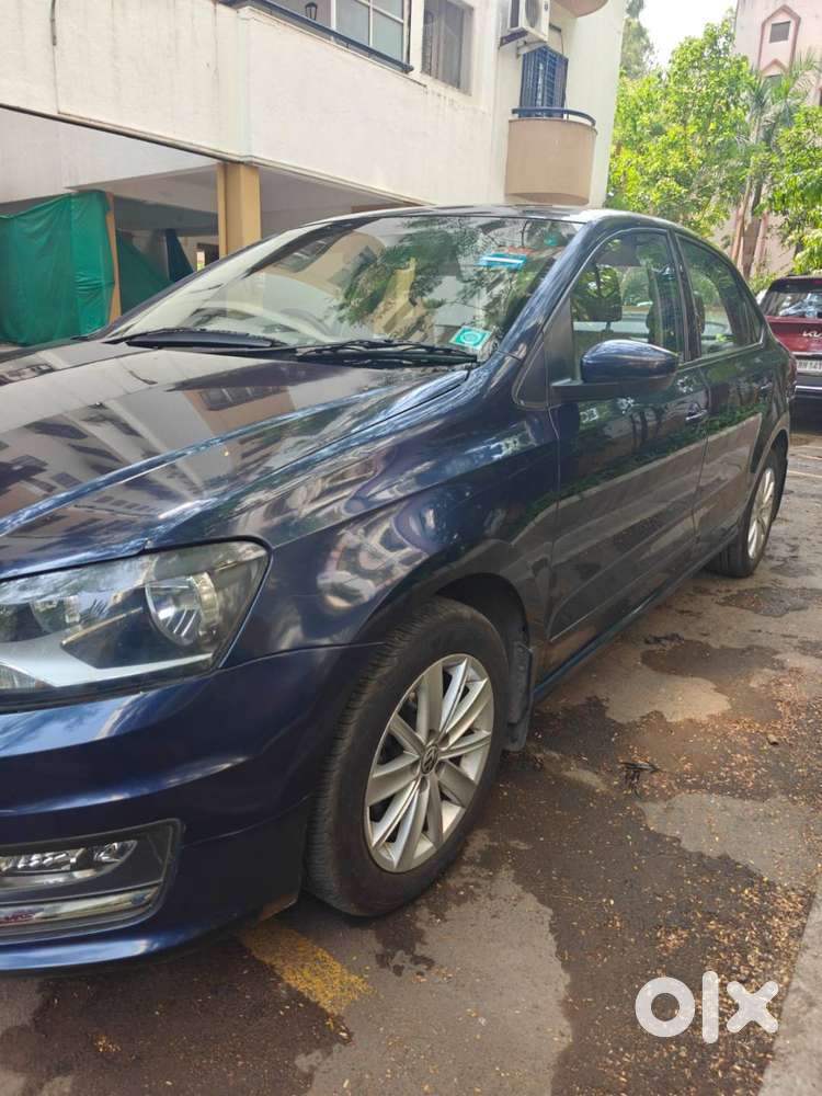 Volkswagen Vento Tsi Dsg (2015)  Automatic - Petrol + Cng  72,130 K