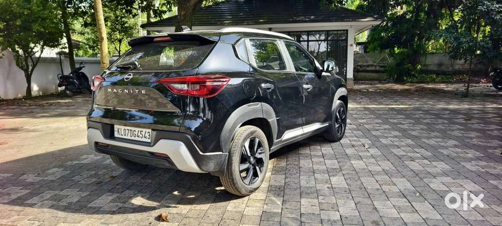 Nissan Magnite N-connecta Mt, 2025, Petrol