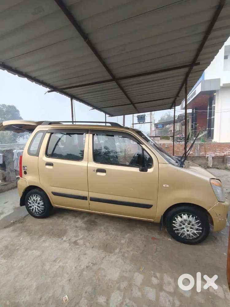 Gadi Ok Hai Chalne Me. Petrol , Lpg Company Fitted Hai
