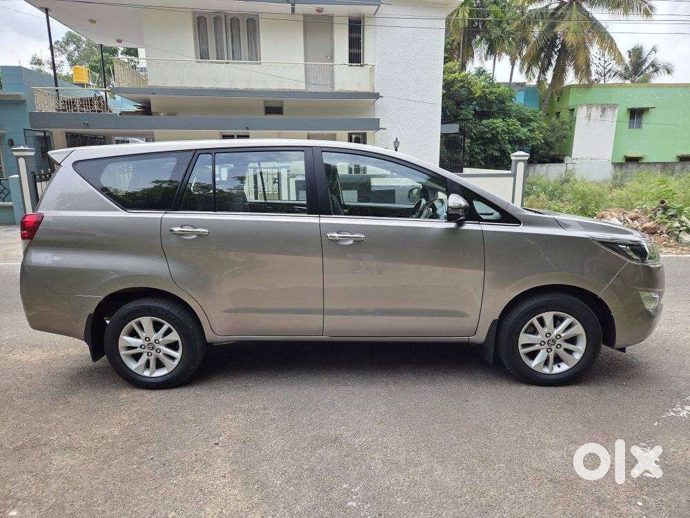 Toyota Innova Crysta 2.4 V, 2019, Diesel