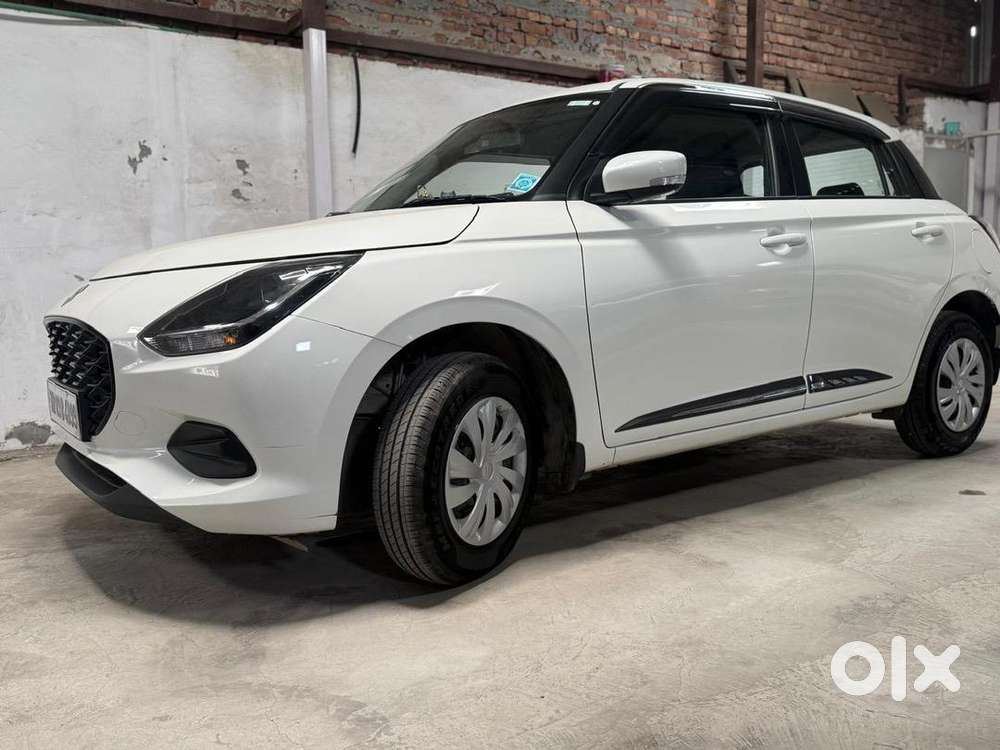 Maruti Suzuki Swift 2024 Cng 15000 Km Driven