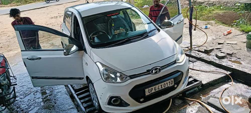 Hyundai Grand I10 2015 Diesel 70185 Km Driven