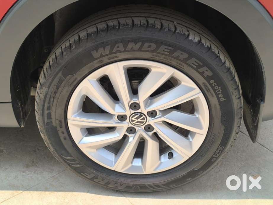 Volkswagen Taigun, 2025, Petrol