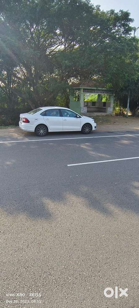 Skoda Rapid 2021 Petrol