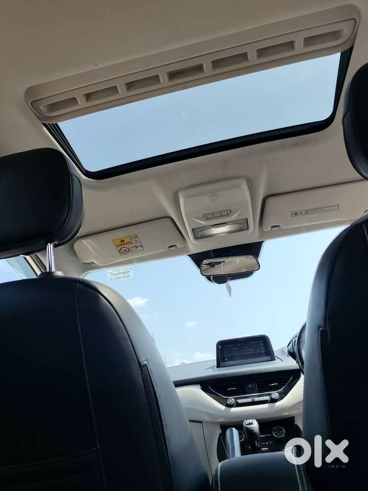 Tata Nexon Xz Plus Luxs, 2021, Petrol