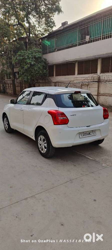 Maruti Suzuki Swift 1.2 Vxi (o), 2022, Petrol